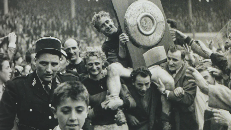 Les joueurs de l'USC Carmaux champions de France de première division en 1951