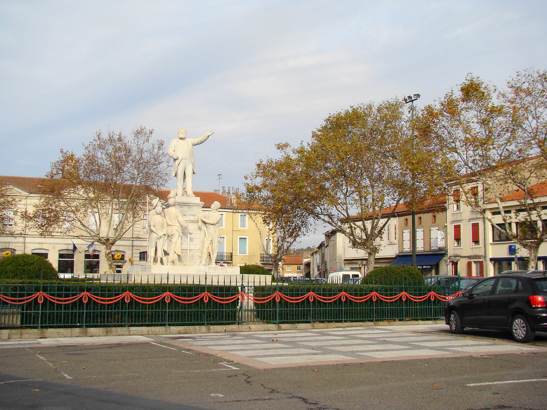 La place Jean Jaurès à Carmaux, où se tient le marché du vendredi
